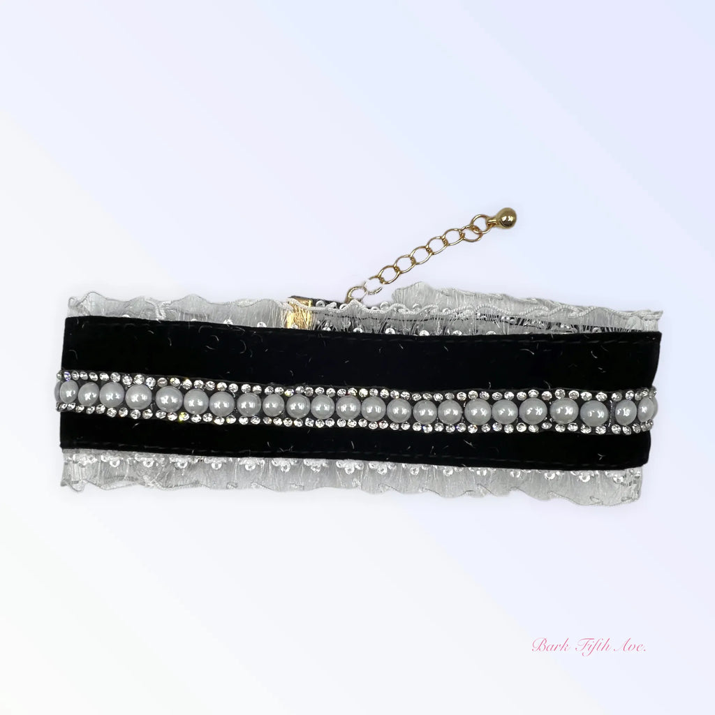 Black Velvet Lace Collar