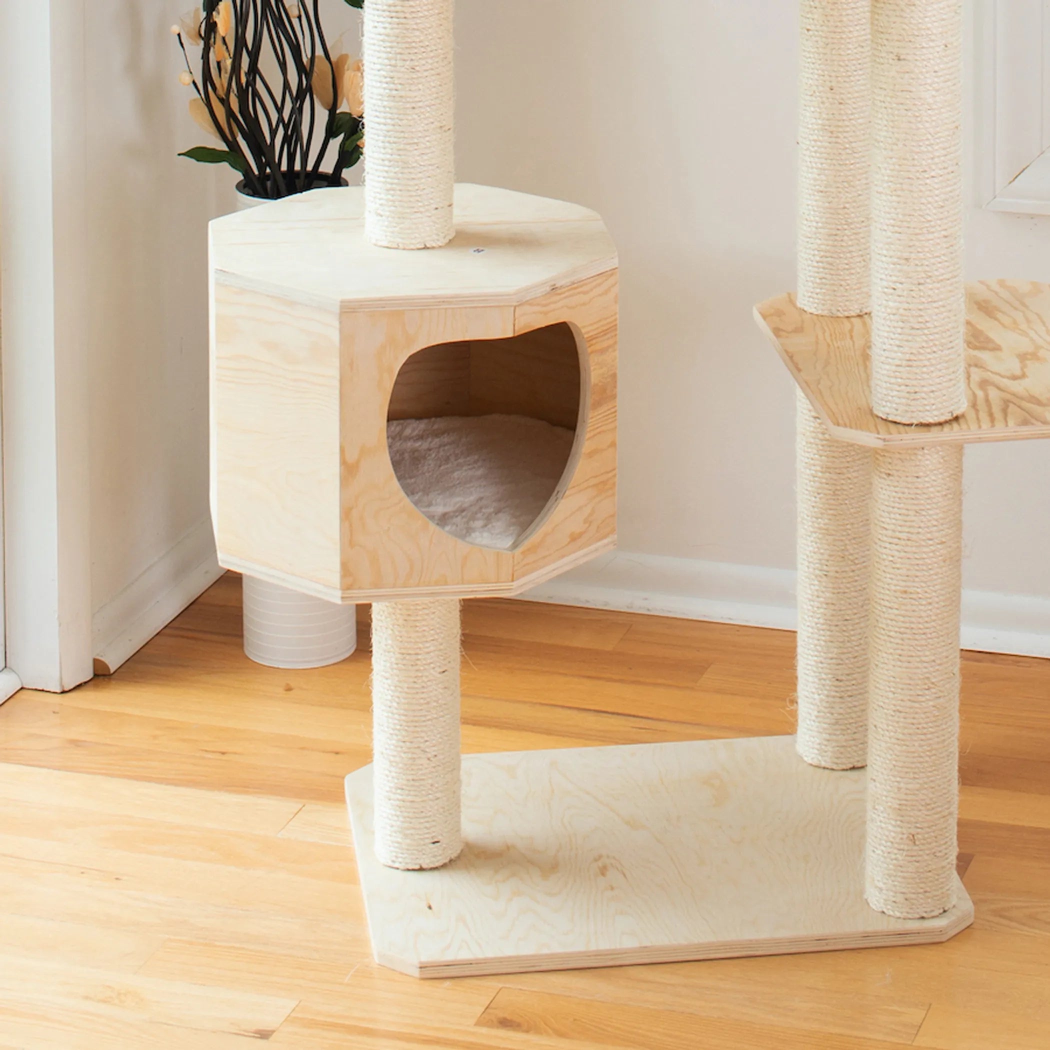 Armarkat Premium Scots Pine 89" Cat Tree Tower W 7 Levels