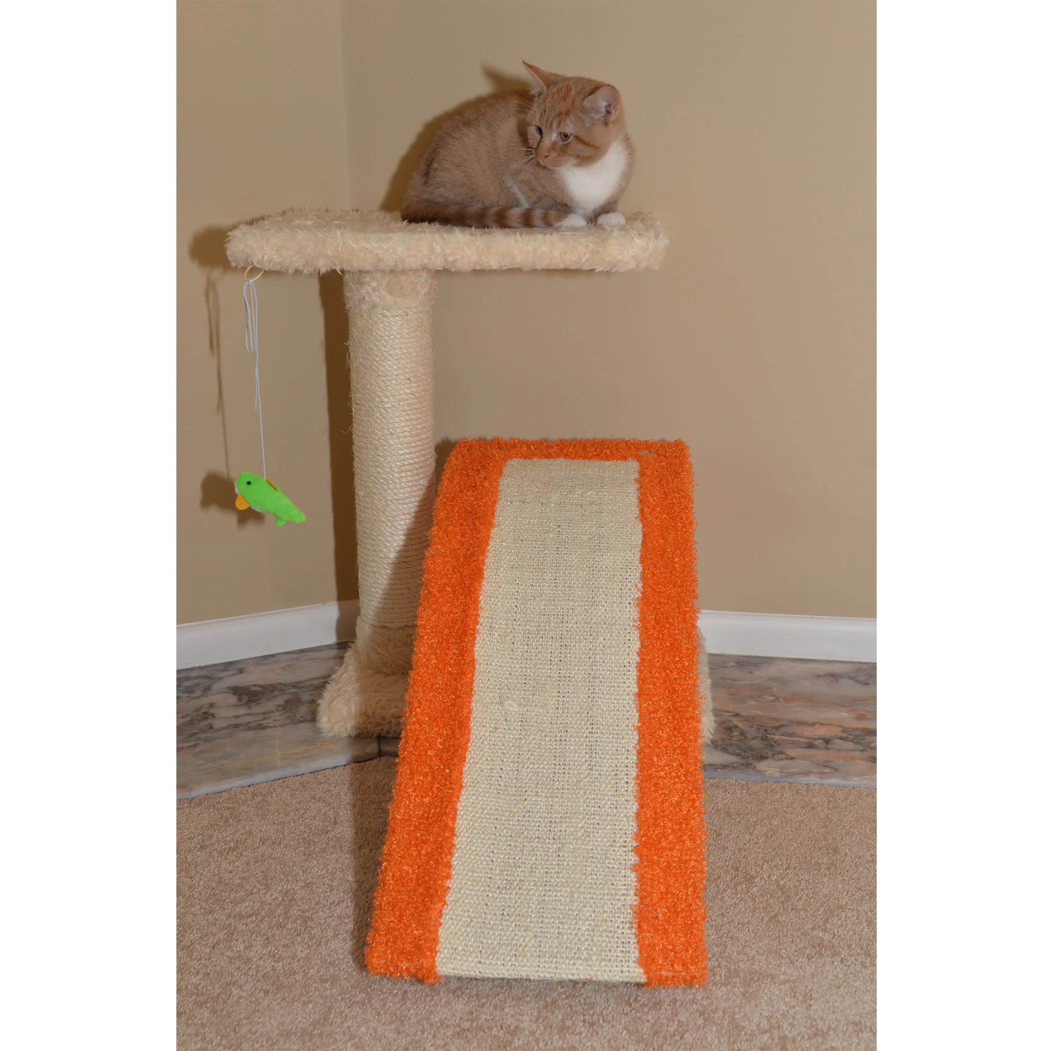Armarkat Two Level Platform Scratcher W Sisal Carpet Ramp