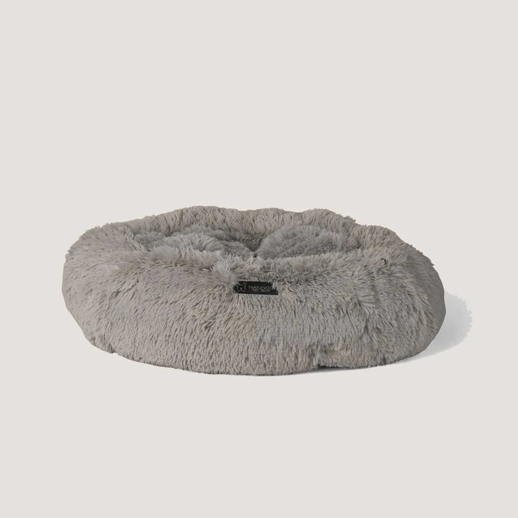 NANDOG Light Grey Calming Shaggy Bed